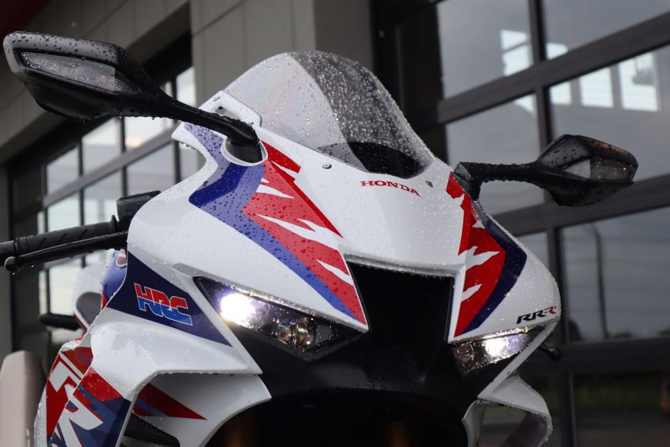 2022 honda cbr1000rrr fireblade sp