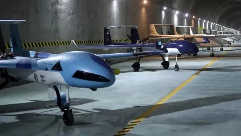 Drones mostrados recientemente por Irán.