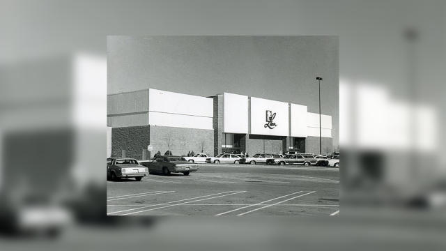 JCPenney Portraits at Woodland Hills Mall® - A Shopping Center in Tulsa, OK  - A Simon Property