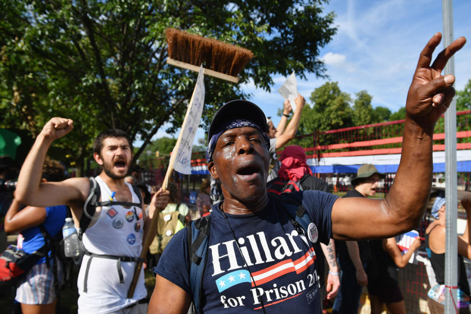 <p>Bernie Sanders supporters gather at FDR park on the second day of the Democratic National Convention (DNC) on July 26, 2016 in Philadelphia. (Photo: Jeff J Mitchell/Getty Images)</p>