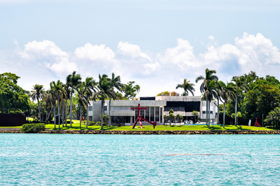 Vista de una casa en Indian Creek, el búnker de los milmillonarios en Miami. Foto: Getty Images