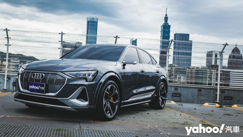 <p>2022 Audi e-tron S Sportback都會試駕-03</p> 