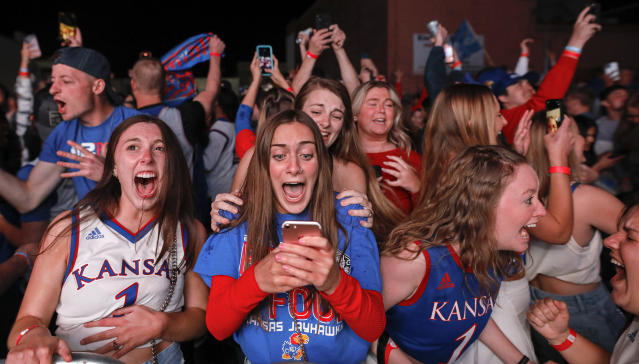 Kansas fans take to the streets to revel in program's fourth NCAA  championship