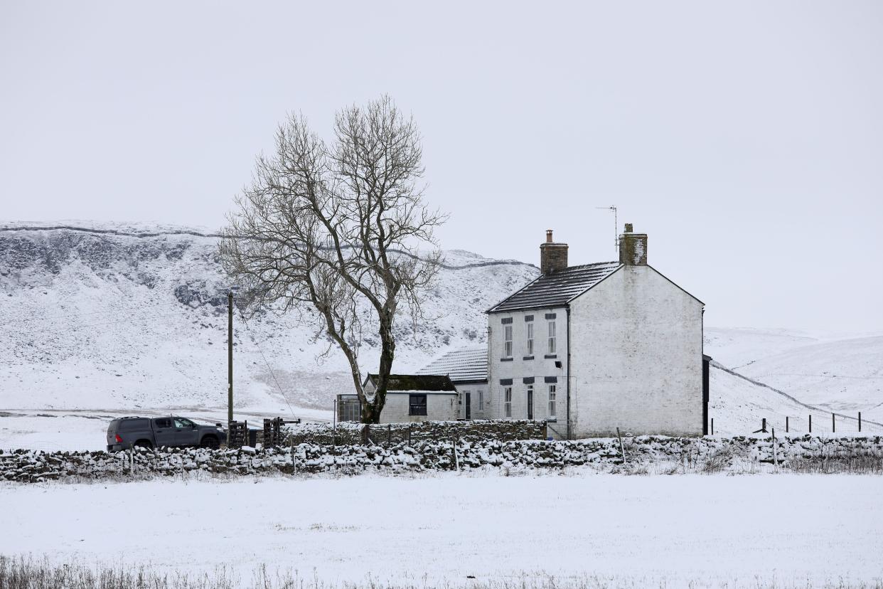 Teesdale, County Durham, UK. 3rd December 2023. UK Weather. With a yellow weather warning in force further snow as well as ice and fog is affecting Teesdale, County Durham this afternoon. County Durham, North East England this morning. Credit: David Forster/Alamy Live News