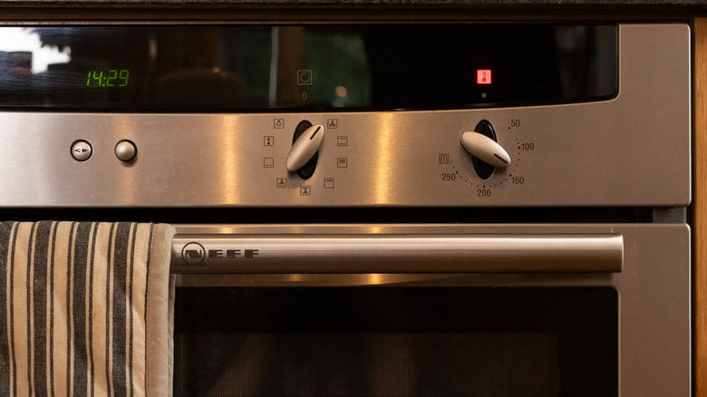 oven preheating 