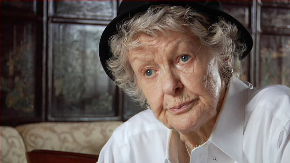 This film image released by the Tribeca film Festival shows Elaine Stritch in a scene from "Elaine Stritch: Shoot Me," a film that will be shown at the Tribeca Film Festival running April 17 through April 28, 2013 in New York. (AP Photo/Tribeca Film Festival)