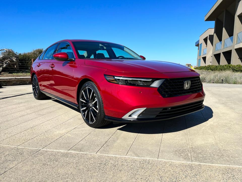 2023Honda Accord Touring hybrid midsize sedan