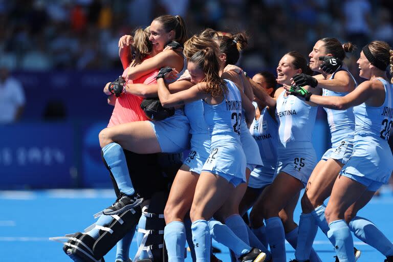 Las Leonas le ganaron a Alemania por penales australianos en los cuartos de final de París 2024 y siguen en carrera por la medalla de oro