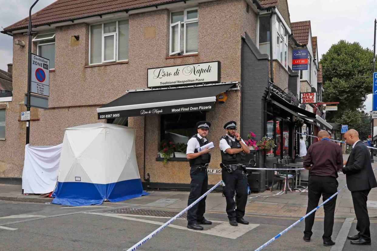 Police Officers and detectives at the scene in Hanwell: NIGEL HOWARD ©