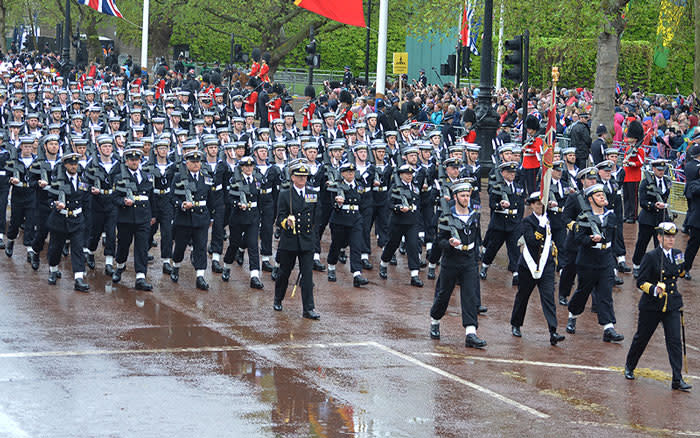 Cuerpos de seguridad en la coronación de Carlos III 