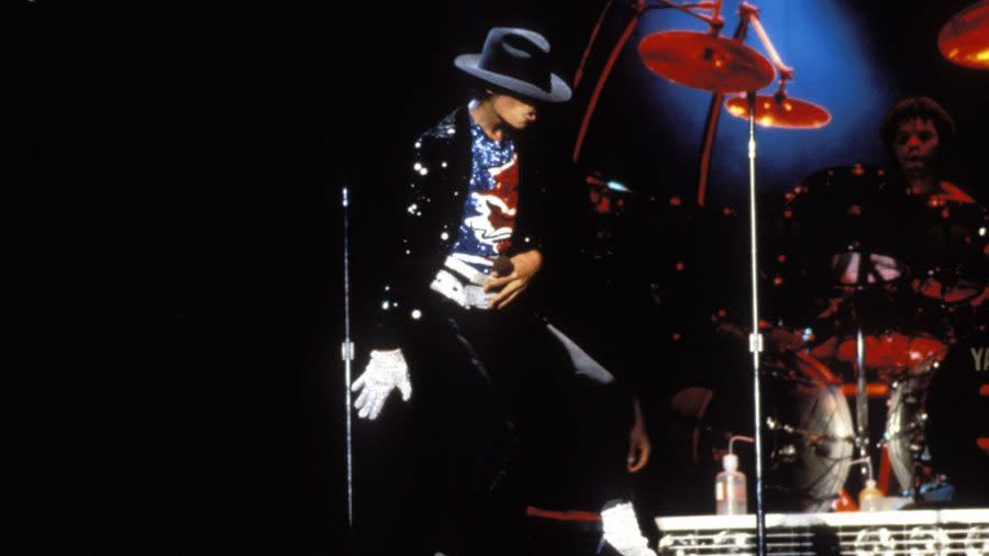 Michael Jackson onstage during the 1984 Victory Tour in Dallas, Texas. (Photo by Vinnie Zuffante/Getty Images)