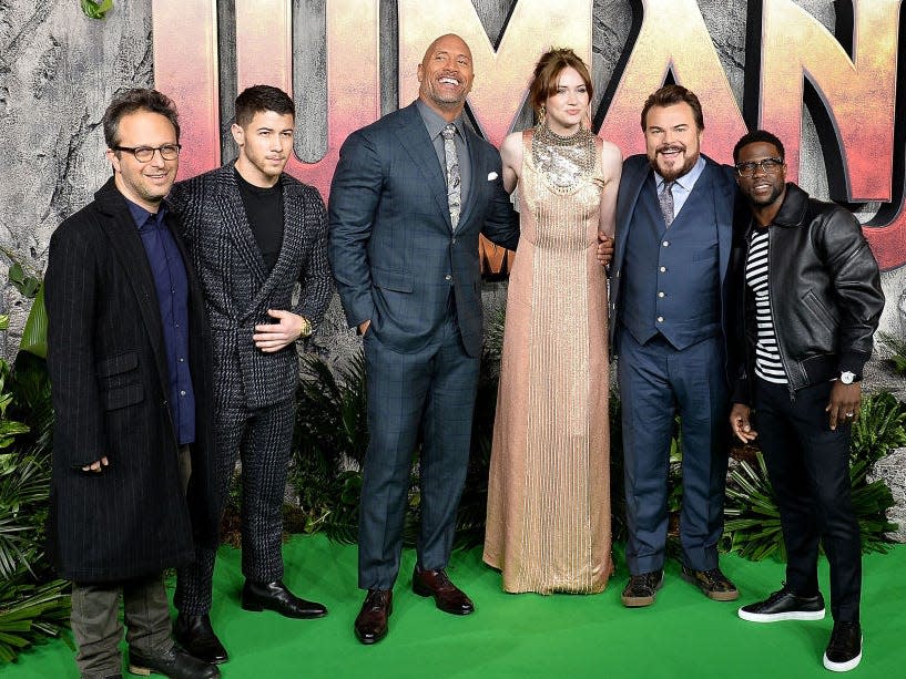 the rock jumanji cast