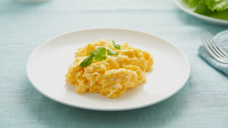 A plate of scrambled eggs