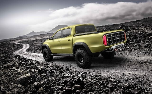 Mercedes-Benz X-Class Powerful Adventurer Concept