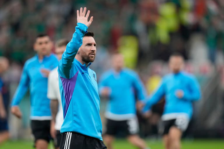 Lionel Messi antes del partido que disputarán Argentina y México, por la primera fase de la Copa del Mundo Qatar 2022 en el estadio Lusail, Doha, el 26 de Noviembre de 2022.