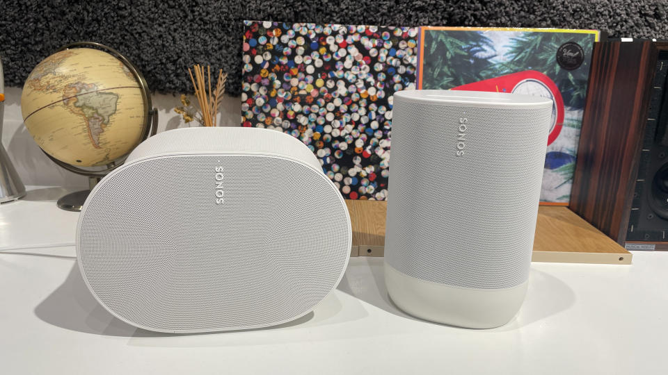 Sonos Era 300 vs Sonos Move 2