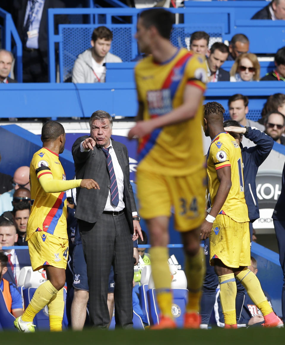 <p>Crystal Palace’s manager Sam Allardyce, second left, gestures to his team during their English Premier League soccer match between Chelsea and Crystal Palace at Stamford Bridge stadium in London Saturday, April 1, 2017. (AP Photo/Alastair Grant) </p>