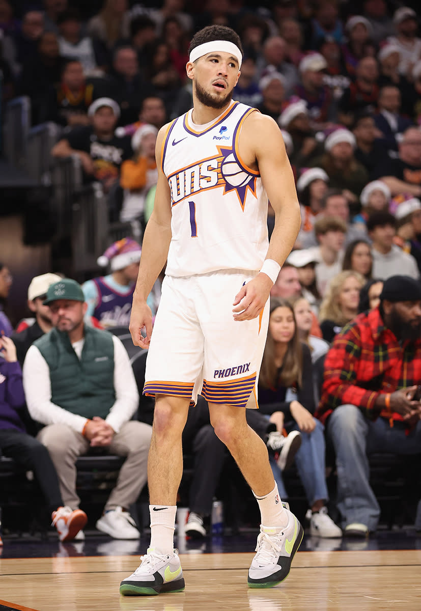 Devin Booker, Nike Book 1, Christmas