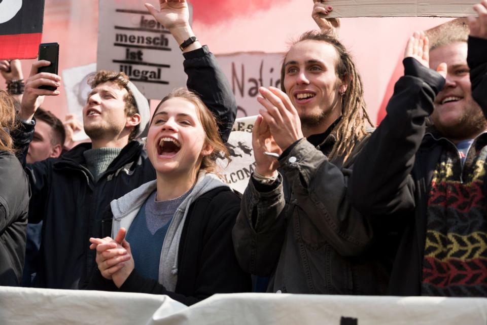 Szene aus "Und morgen die ganze Welt" - dem deutschen Oscar-Kandidaten 2021. (Bild: Alamode Film)