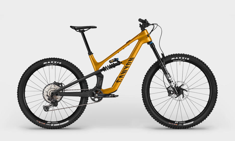 2024 Canyon Spectral, all-new 140mm travel carbon trail all-mountain bike, CF 8 CLLCTV Mullet