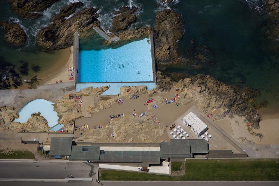 Leça Swimming Pools in Leça da Palmeira, Portugal by Álvaro Siza Vieira (1966)