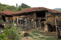 <p>A house stands in the village of Gornja Kamenica, near the southeastern town of Knjazevac, Serbia, Aug. 14, 2017. (Photo: Marko Djurica/Reuters) </p>