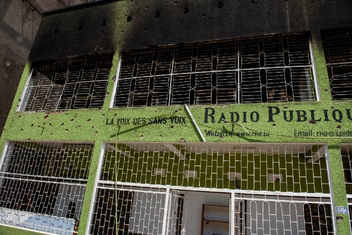 The damaged facade of Burundi's main independent radio station African Public Radio in Bujumbura on May 15, 2015 (AFP Photo/Jennifer Huxta)