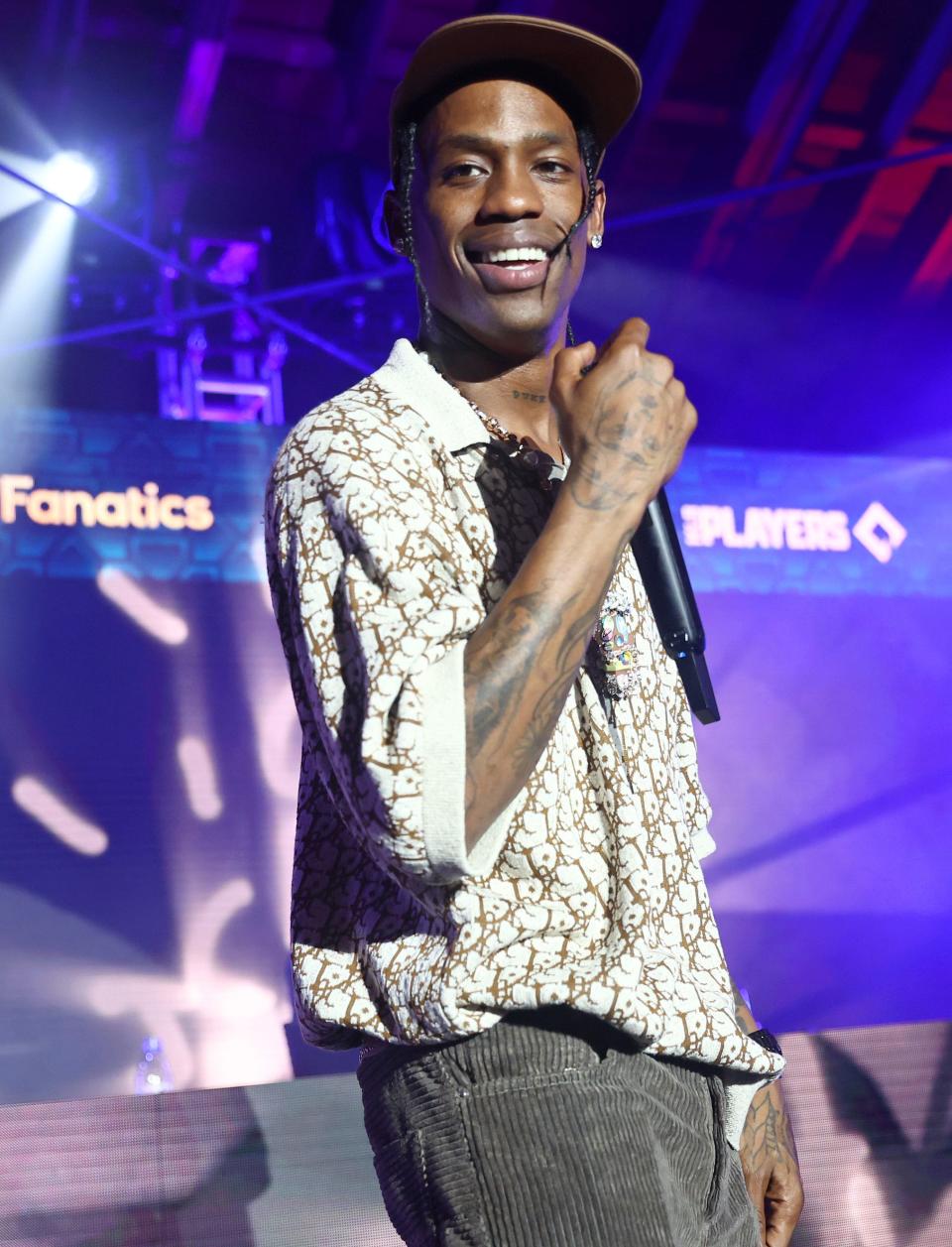 July 18, 2022: Travis Scott performs onstage during the ÒPlayers PartyÓ co-hosted by Michael Rubin, MLBPA, and Fanatics at City Market Social House in Los Angeles, California.