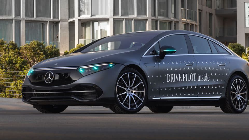 Mercedes-Benz has developed special turquoise colored Automated Driving Marker Lights, that will identify when Drive Pilot is engaged - Courtesy Mercedes-Benz Group