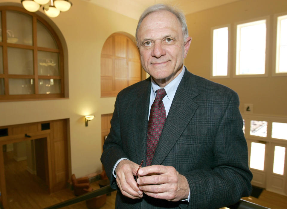 FILE - David Pryor, dean of the University of Arkansas Clinton School of Public Service, poses, Jan. 24, 2006, at the school in Little Rock, Ark. Former Arkansas governor and U.S. Sen. David Pryor, a Democrat who was one of the state’s most beloved political figures and remained active in public service in the state long after he left office, has died. He was 89. (AP Photo/Danny Johnston, File)