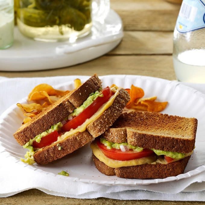 Tomato Avocado Sandwiches Exps144054 Sd143205a01 31 4bc Rms 7