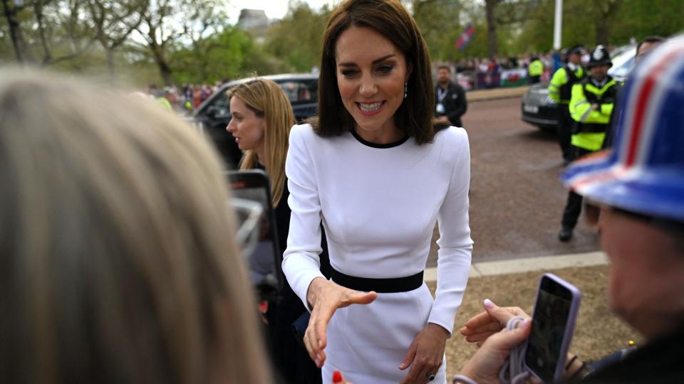 The royals aren’t allowed to sign autographs