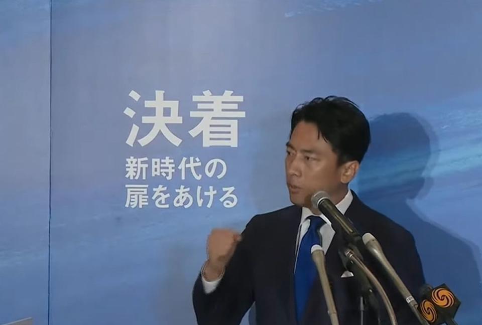 據日本新聞網（JNN）所做的民調，有28.5%的受訪者，認為前環境大臣小泉進次郎足堪日本自民黨總裁及日本首相重任。