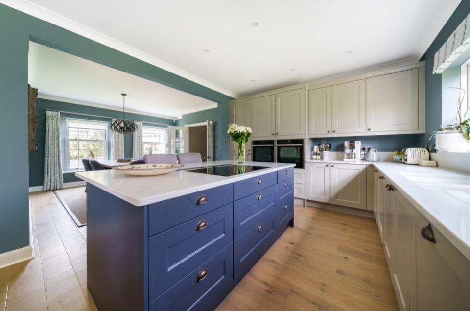 Exmouth Journal: There is a super stylish System 6 designed kitchen