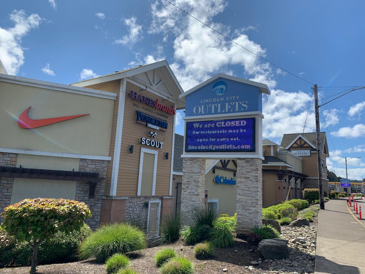 A March 31 theft was reported at the Sunglass Hut at the Lincoln City Outlets on the Oregon Coast.