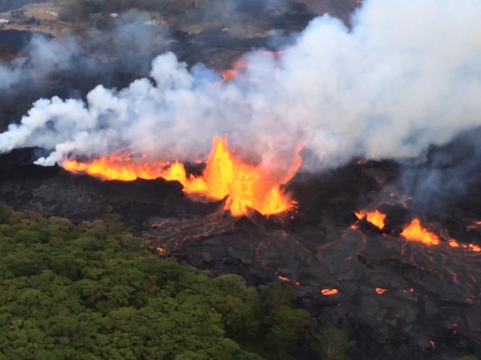 Hawaii volcano latest: Aerial video shows lava fountains spraying magma