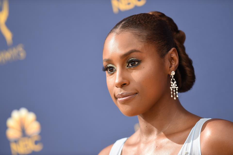 Issa Rae looked gorgeous at the Emmys representing 'Insecure,' thanks to a full face of CoverGirl makeup.