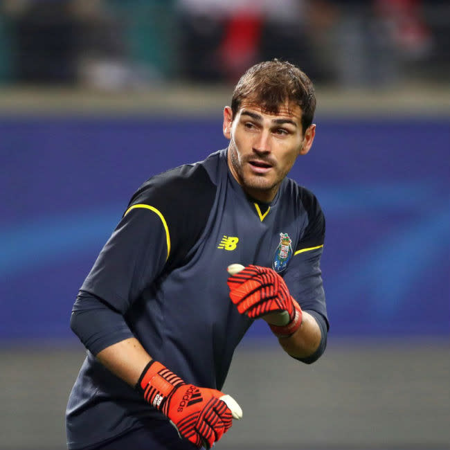 Iker Casillas durante su carrera deportiva credit:Bang Showbiz