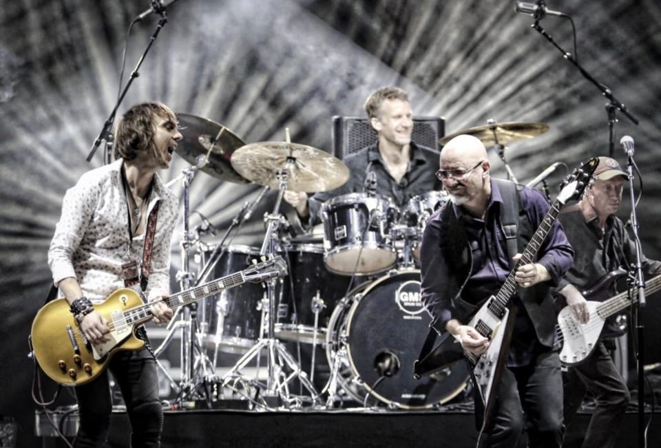 Wishbone Ash comes to Vinyl Music Hall on Tuesday.