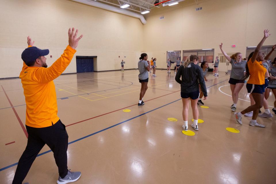 Gibbs Keeton, UTEP womenÕs soccer team head coach, trains with his new team indoor on a cold morning in February 2023. 