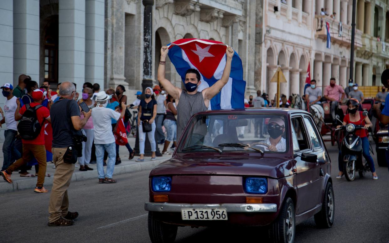 CUBA-CARAVANA (AP)