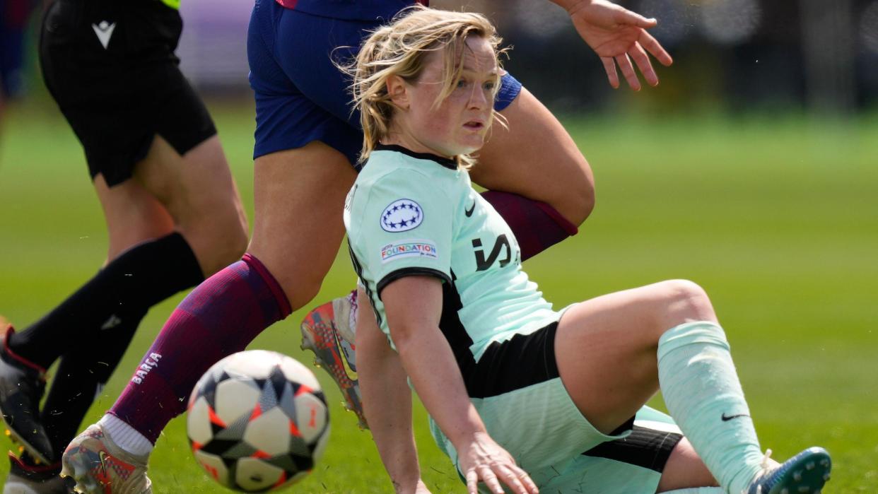 Erin Cuthbert playing for Chelsea against Barcelona