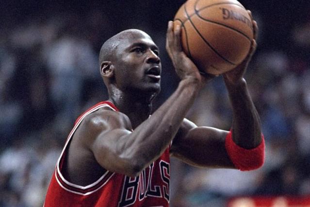 Michael Jordan Tops Anonymous Player Poll as NBA GOAT