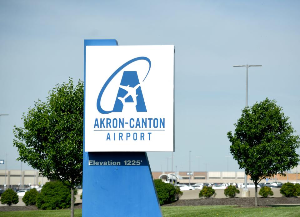 Akron-Canton Airport is not expecting to close during a winter storm that will blanket northern Ohio and northwestern Pennsylvania during the Christmas weekend. Passengers are recommended to check with airlines before coming to the airport to see if flights have been canceled or delayed.
