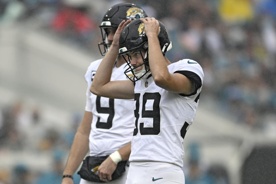 Jacksonville Jaguars place kicker Cam Little (39) reacts to a missed field goal during the second half of an NFL football game against the Cleveland Browns Sunday, Sept. 15, 2024, in Jacksonville, Fla. (AP Photo/Phelan M. Ebenhack)