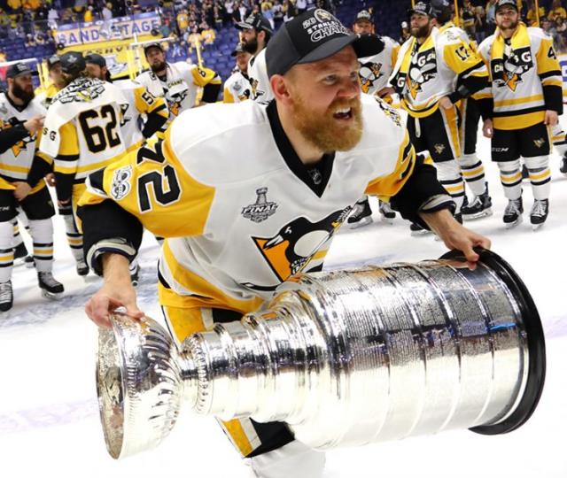 2-time Stanley Cup champion Hornqvist retires