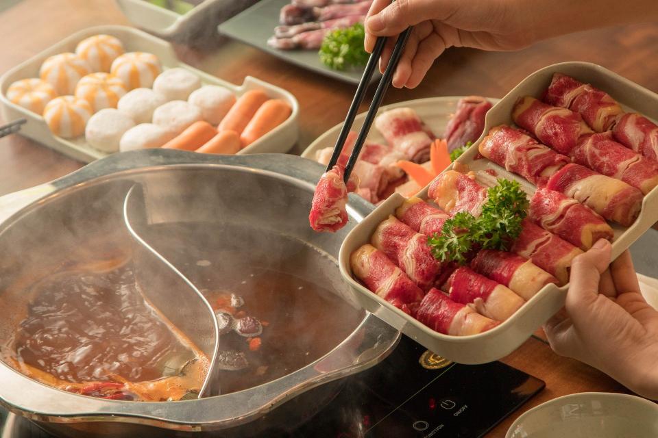 火鍋是不少人聚會的首選，更喜歡搭配醬料。（示意圖／翻攝自Pixabay）