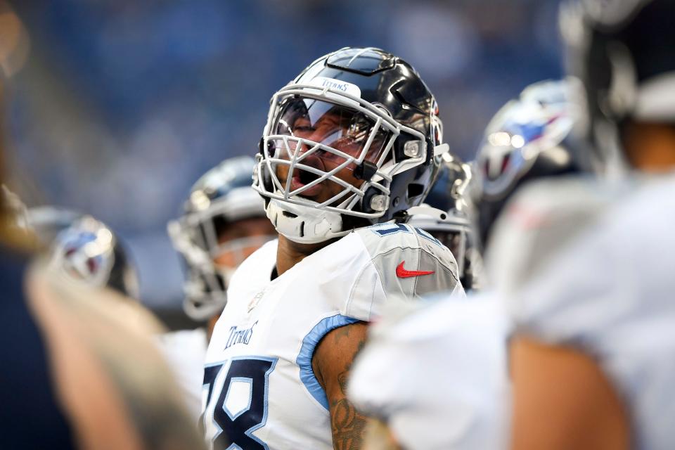 Tennessee Titans defensive tackle Jeffery Simmons (98) leads a team huddle before they face the Colts at Lucas Oil Stadium Sunday, Oct. 31, 2021 in Indianapolis, Ind. 