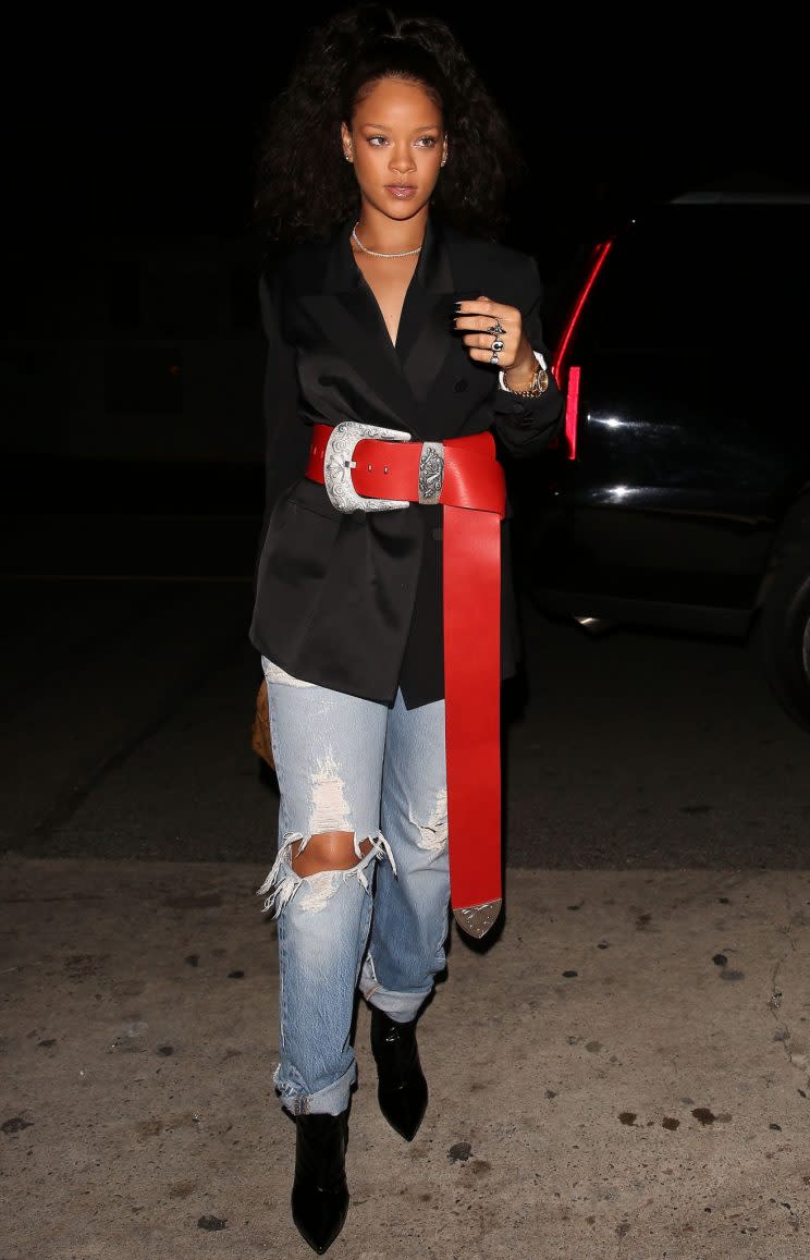 Rihanna wears a belt fit for a giant. (Photo: Splash)