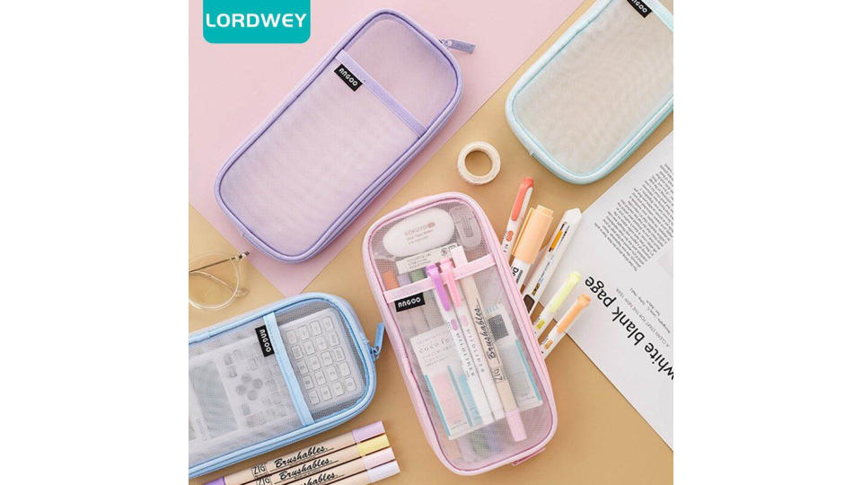 Lordwey Korean Fashion Transparent Pencil Case. (Photo: Lazada SG)